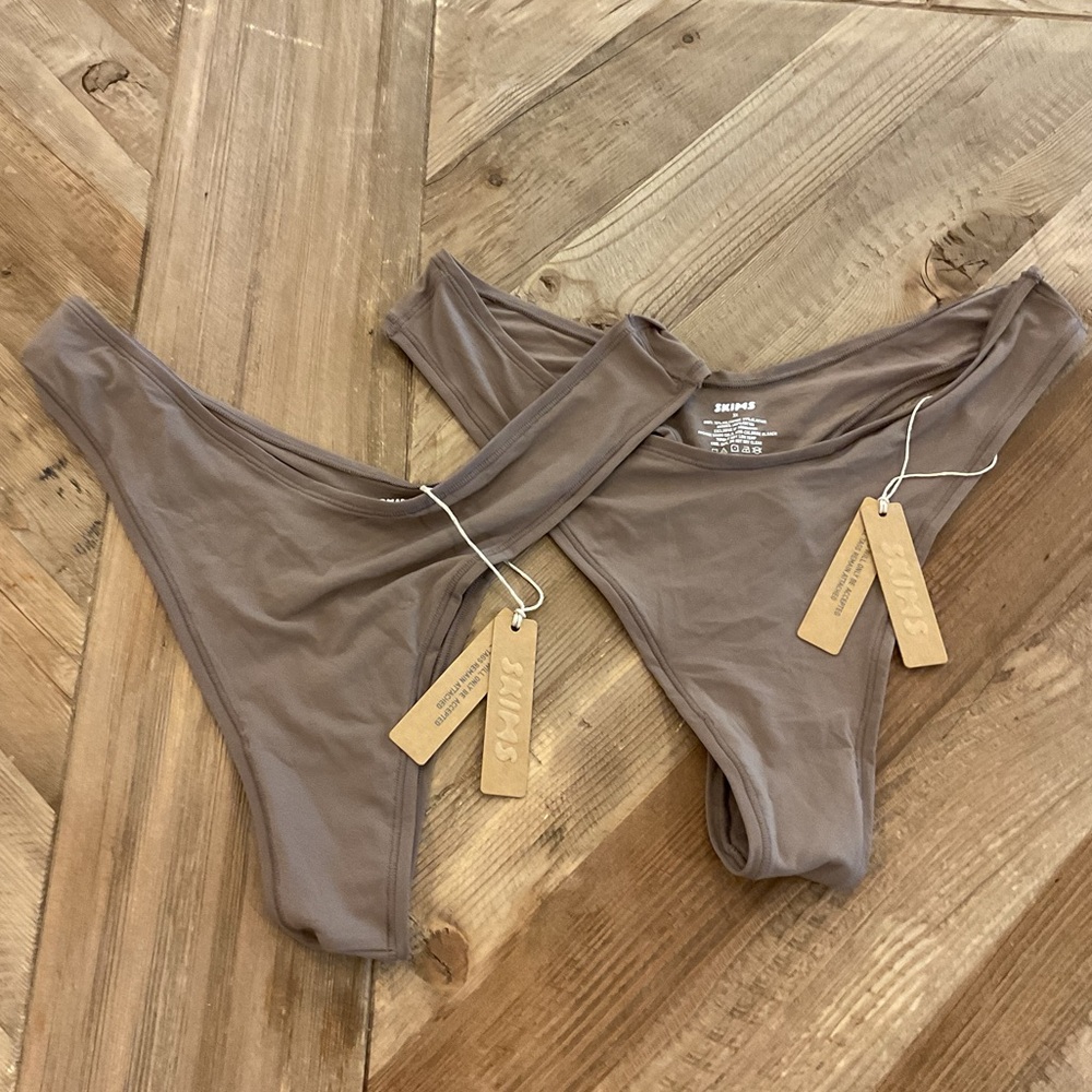 SKIMS Fits Everybody Crossover Bikini 2X & 3X Cocoa – Lot of 2 NWT